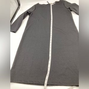 GAP Women’s Solid Black Zip Up Back Mid Sleeve Straight Dress